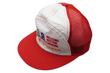 Load image into Gallery viewer, U.S.A WELCOME WESTEM CARNIVAL メッシュ キャップ レッド 帽子 刺繍 ホワイト ナイロン 54CM 美品 中古 60739