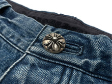 Load image into Gallery viewer, CHROME HEARTS クロムハーツ デニムカーペンターカットオフショートパンツ インディゴ シルバー925 サイズ32 美品 中古 60757