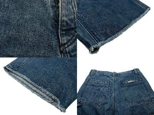 Load image into Gallery viewer, CHROME HEARTS クロムハーツ デニムカーペンターカットオフショートパンツ インディゴ シルバー925 サイズ32 美品 中古 60757