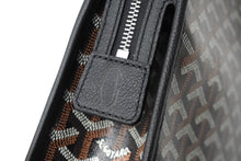 Load image into Gallery viewer, 極美品 GOYARD ゴヤール クラッチバッグ ジュバンスGM へリンボーン JOUVENGMLTY12CL12P ブラック シルバー金具 中古 60769