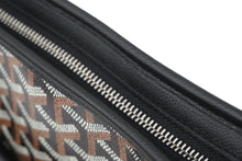 Load image into Gallery viewer, 極美品 GOYARD ゴヤール クラッチバッグ ジュバンスGM へリンボーン JOUVENGMLTY12CL12P ブラック シルバー金具 中古 60769
