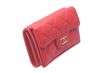 Load image into Gallery viewer, CHANEL シャネル マトラッセ クラシック スモール フラップ ウォレット 三つ折り財布 レッド ココマーク 良品 中古 60807