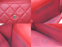 Load image into Gallery viewer, CHANEL シャネル マトラッセ クラシック スモール フラップ ウォレット 三つ折り財布 レッド ココマーク 良品 中古 60807