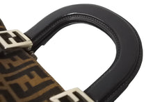 Load image into Gallery viewer, FENDI フェンディ ズッカ柄 ハンドバッグ ブラウン 総柄 ロゴ 手持ち 鞄 キャンバス レザー 美品 中古 60832