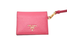 Load image into Gallery viewer, PRADA プラダ 二つ折りパスケース サフィアーノ IMC006 ピンク ゴールド金具 良品 中古 60842