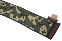 Load image into Gallery viewer, LOUIS VUITTON ルイヴィトン スカーフ カモフラージュ モノグラム 村上隆 M74223 シルク 美品 中古 60857