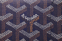 Load image into Gallery viewer, 新品同様 GOYARD ゴヤール 二つ折りカードケース インサート ヴィクトワール ヘリンボーン柄 ネイビー 中古 60866
