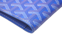 Load image into Gallery viewer, 新品同様 GOYARD ゴヤール パスポートケース グルネル GRENELPMLTY10CL10X ヘリンボーン柄 ブルー ホワイト 中古 60879