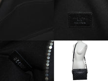 Load image into Gallery viewer, LOUIS VUITTON ルイヴィトン ショルダーバッグ ソフトトランク M44730 モノグラムエクリプス 美品 中古 60935