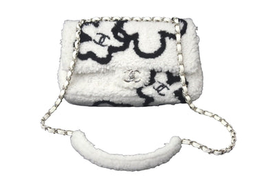 極美品 CHANEL シャネル チェーンショルダーバッグ シアリング ラムスキン AS3407 ランダム ホワイト シルバー金具 中古 60939