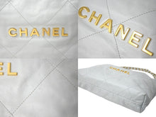 Load image into Gallery viewer, CHANEL シャネル ハンドバッグ CHANEL 22 ハンドバッグ グレー系 シャイニー カーフスキン ゴールド金具 美品 中古 60942