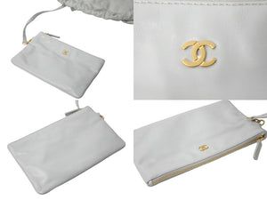 CHANEL シャネル ハンドバッグ CHANEL 22 ハンドバッグ グレー系 シャイニー カーフスキン ゴールド金具 美品 中古 60942