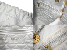 Load image into Gallery viewer, CHANEL シャネル ハンドバッグ CHANEL 22 ハンドバッグ グレー系 シャイニー カーフスキン ゴールド金具 美品 中古 60942