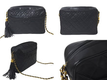 Load image into Gallery viewer, CHANEL シャネル チェーンショルダーバッグ マトラッセ ココマーク 2番台 フリンジ ブラック ラムスキン ゴールド金具 美品 中古 60959