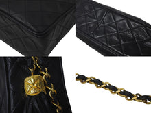 Load image into Gallery viewer, CHANEL シャネル チェーンショルダーバッグ マトラッセ ココマーク 2番台 フリンジ ブラック ラムスキン ゴールド金具 美品 中古 60959