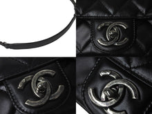 Load image into Gallery viewer, CHANEL シャネル ショルダーバッグ ココマーク マトラッセ カーフスキン 22番台 2016年 ブラック シルバー金具 美品 中古 60961