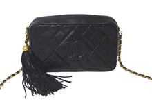 Load image into Gallery viewer, CHANEL シャネル ショルダーバッグ ココマーク フリンジ ダイヤモンドステッチ タッセルチャーム ラムスキン 3番台 美品 中古 60964