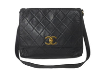 Load image into Gallery viewer, CHANEL シャネル デカマトラッセ シングルフラップ ショルダーバッグ 3番台 ブラック ラムスキン ゴールド金具 美品 中古 60985