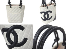 Load image into Gallery viewer, CHANEL シャネル カンボンライン スモール トートバッグ 8番台 レザー ホワイト ブラック ピンク ココマーク 鞄 良品 中古 61003
