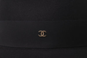 極美品 CHANEL シャネル 変形ハット ココマーク シアリング フライト シアリング ウール ブラック サイズL 中古 61029