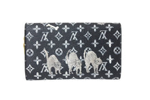 Load image into Gallery viewer, 極美品 LOUIS VUITTON ルイヴィトン キャットグラム チェーンウォレットバッグ M63888 イニシャル入り ブラック 中古 61031