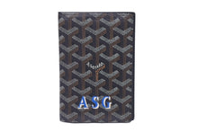 Load image into Gallery viewer, 極美品 GOYARD ゴヤール パスポートケース グルネル ヘリンボーン柄 ブラック ブラウン マーカージュ入り 中古 61043