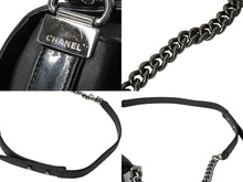 Load image into Gallery viewer, CHANEL シャネル チェーンショルダーバッグ ボーイシャネル 編み込みデザイン 20番台 ブラック シルバー金具 美品 中古 61080