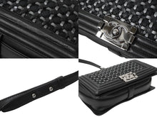 Load image into Gallery viewer, CHANEL シャネル チェーンショルダーバッグ ボーイシャネル 編み込みデザイン 20番台 ブラック シルバー金具 美品 中古 61080