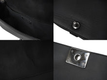Load image into Gallery viewer, CHANEL シャネル チェーンショルダーバッグ ボーイシャネル 編み込みデザイン 20番台 ブラック シルバー金具 美品 中古 61080
