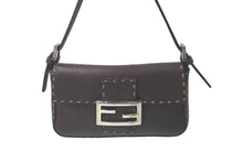 Load image into Gallery viewer, FENDI フェンディ ショルダーバッグ セレリア マンマバケット レザー ブラウン ダブルFズッカ ブラウン シルバー 美品 中古 61090