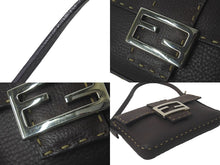 Load image into Gallery viewer, FENDI フェンディ ショルダーバッグ セレリア マンマバケット レザー ブラウン ダブルFズッカ ブラウン シルバー 美品 中古 61090