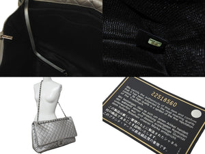 新品同様 CHANEL シャネル ジャンボ マトラッセ ショルダーバッグ シルバー チェーンショルダー デカマト 中古 61111