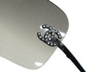 Load image into Gallery viewer, CHANEL シャネル サングラス ココマーク サイズ62◻︎17 120 ラインストーン グレー 4017-D c.170/8G 良品 中古 61136