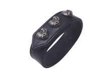 Load image into Gallery viewer, CHROME HEARTS クロムハーツ ブレスレット ハート 3BTN/2SNP 3ボタン2スナップ ブラック レザー シルバー925 美品 中古 61171