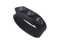 Load image into Gallery viewer, CHROME HEARTS クロムハーツ ブレスレット ハート 3BTN/2SNP 3ボタン2スナップ ブラック レザー シルバー925 美品 中古 61171