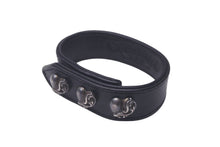 Load image into Gallery viewer, CHROME HEARTS クロムハーツ ブレスレット ハート 3BTN/2SNP 3ボタン2スナップ ブラック レザー シルバー925 美品 中古 61171