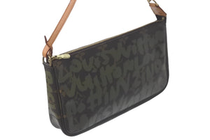 LOUIS VUITTON ルイヴィトン アクセポ ポシェット アクセソワール M92191 モノグラムグラフィティ グリーン 美品 中古 61211