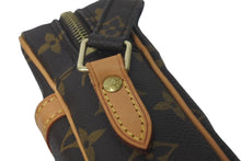 Load image into Gallery viewer, LOUIS VUITTON ルイヴィトン ダヌーブPM ショルダーバッグ モノグラムキャンバス M45266 美品 中古 61273