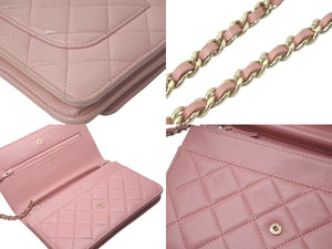 CHANEL シャネル ショルダーバッグ チェーンウォレット A33814 マトラッセ ラムスキン 24番台 ゴールド金具 良品 中古 61279