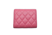 Load image into Gallery viewer, CHANEL シャネル 三つ折り財布 27番台 キャビアスキン ピンク ゴールド金具 美品 中古 61284