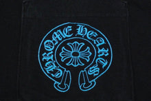 Load image into Gallery viewer, CHROME HEARTS クロムハーツ 半袖Ｔシャツ サイズM セメタリークロス ホースシュー ブラック 2212-304-0789 良品 中古 61381