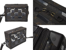 Load image into Gallery viewer, LOUIS VUITTON ルイ ヴィトン スリムソフトトランク ショルダーバッグ モノグラムチェス M20871 PVC ブラウン 美品 中古 61396