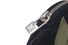 画像をギャラリービューアに読み込む, 極美品 LOUIS VUITTON ルイヴィトン モノグラムサテン コントドゥフェ コインケース M92272 ブラック リンゴ 財布 小物 中古 61418