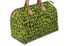 Load image into Gallery viewer, 新品同様品 LOUIS VUITTON ルイヴィトン スピーディ30 ハンドバッグ モノグラムグラフィティ M93706 グリーン 中古 61243