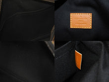 Load image into Gallery viewer, LOUIS VUITTON ルイヴィトン NIGO ダミエ・ジャイアント ソフトトランク ショルダーバッグ N40381 美品 中古 61438