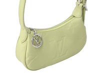 画像をギャラリービューアに読み込む, 未使用品 LOUIS VUITTON ルイヴィトン ミニムーン ハンドバッグ M82425 Vert Noto ライムグリーン 中古 61442