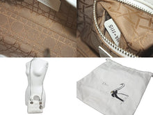 Load image into Gallery viewer, Christian Dior クリスチャンディオール レディーディオール ショルダーバッグ カナージュ ラムスキン ホワイト 美品 中古 61455