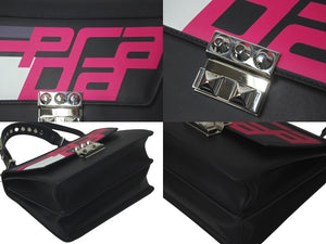 極美品 PRADA プラダ ２WAYショルダーバッグ サフィアーノレザー スタッズ ブラック ピンク レーシングロゴ 中古 61460 