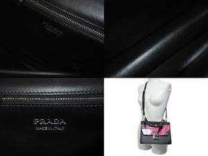 極美品 PRADA プラダ ２WAYショルダーバッグ サフィアーノレザー スタッズ ブラック ピンク レーシングロゴ 中古 61460 