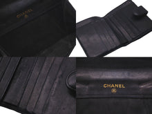 Load image into Gallery viewer, CHANEL シャネル 二つ折り財布 ココマーク Wホック財布 ブラック キャビアスキン 美品 中古 61464